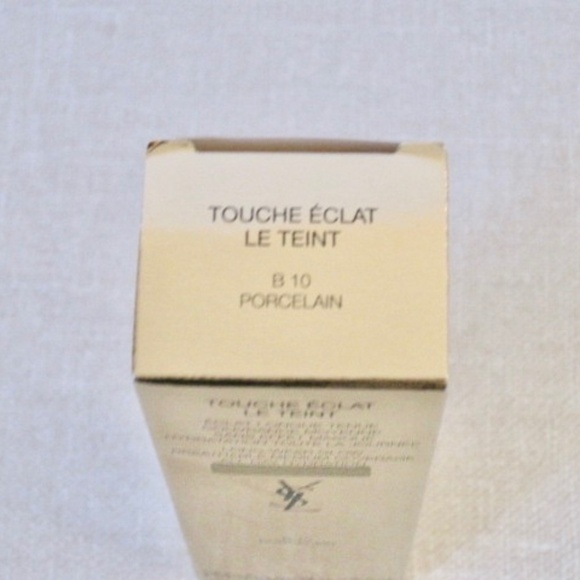 YSL Touche Eclat Le Teint Foundation B10 - Picture 8 of 9